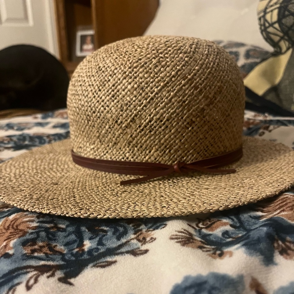 Goorin Bros Women’s straw hat